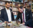 ‏”قلب على جبهتين” ديوان شعري يوثق ذاكرة الثورة في معرض إدلب للكتاب