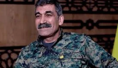 سوريا تعين قائد وحدات حماية الشعب الكردية نائبا لوزير الدفاع