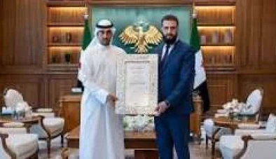 الرئيس الشرع يرحب بالاتفاق الموقع بين وزارة الاتصالات السورية ومجموعة زين