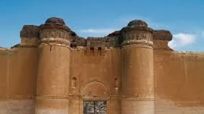 نقوش تصويرية من قصر الحير الغربي نحت أموي وطراز تدمري