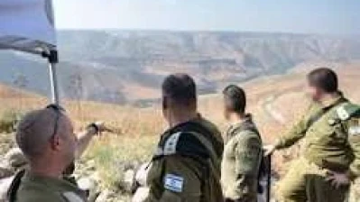 زامير يزور «القوات المتوغلة في سوريا» بعد يوم من الهجوم على المطار