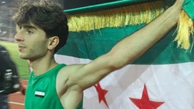 العداء ‏السوري هادي عباس يحرز الميدالية الفضية في البطولة العربية لألعاب القوى