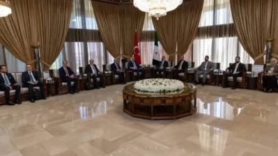 100مفكر إسرائيلي كبير يحذرون من انهيار داخلي