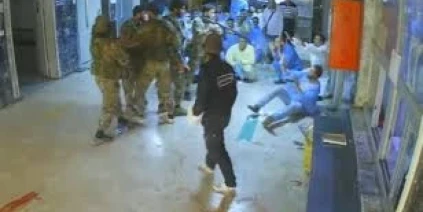 سوريا تتعهد بالتحقيق في لقطات لمقتل شخص بمستشفى السويداء الوطني