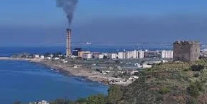 العراق يبدأ بتصدير نفطه عبر ميناء بانياس السوري على المتوسط