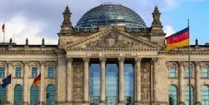 مجرم حرب سوري يهدد شاهداً خلال محاكمته في ألمانيا