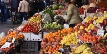 أزمة تصريف الفواكه في سوريا: وفرة الإنتاج تتحول إلى عبء على المزارع