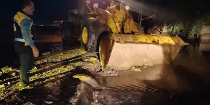 وزارة الطوارئ: إنقاذ 15 مدنياً وإجلاء 375 عائلة وخروج 7 جسور وعبارات وطرق عن الخدمة