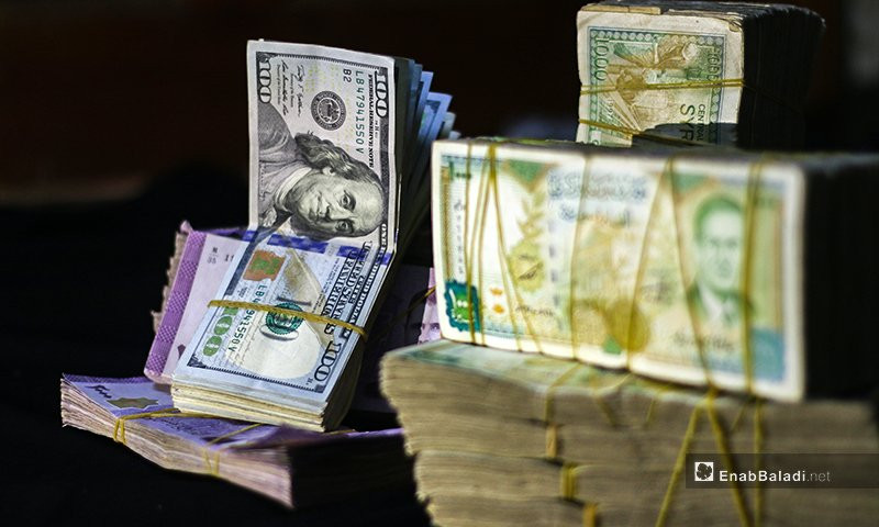 الليرة السورية مقابل الدولار