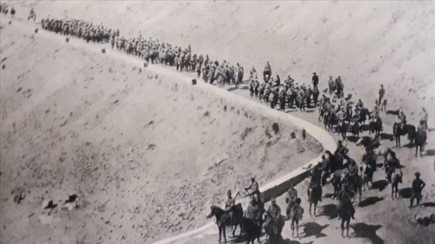 أثناء عملية تهجير الأرمن (إنترنت)