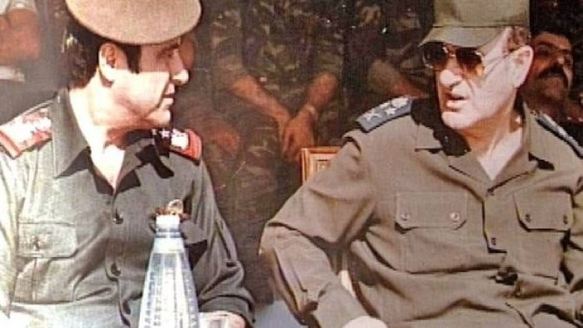 صورة لحافظ الأسد ورفعت الأسد(انترنت)