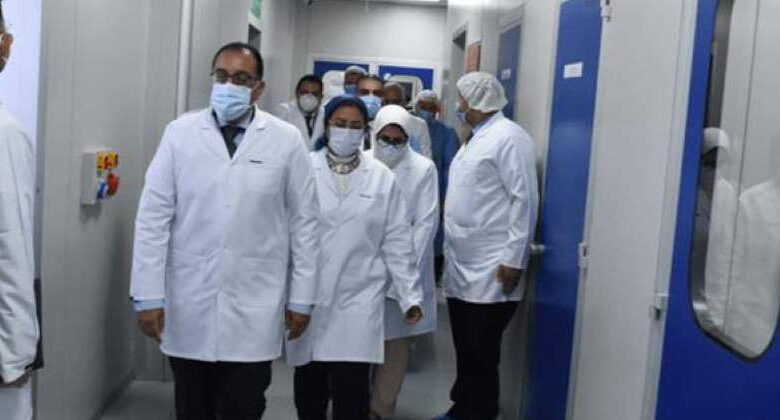 مصر تكثف إنتاج لقاح محلي للوقاية من كورونا وتتطلع للتصدير