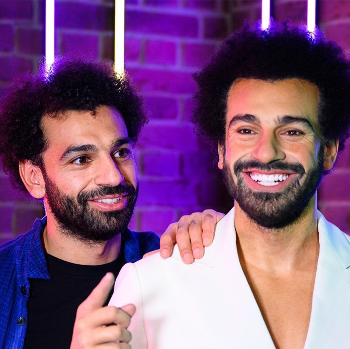 محمد صلاح يقابل تمثاله الشمعي في متحف مدام توسو