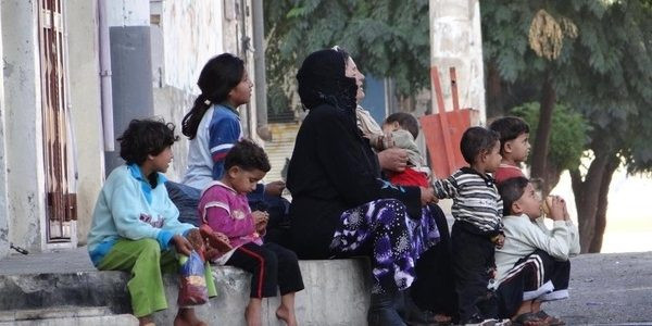 معاناة الاسرة السورية