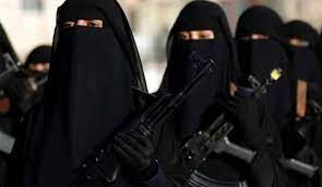 نساء داعشيات