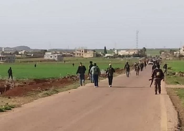 عناصر مسلحة تنتشر في السهول بين درعا والسويداء (انترنت)