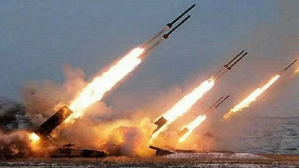 الاحتلال الاسرائيلي يقصف مطار حلب بالصواريخ (وكالات)