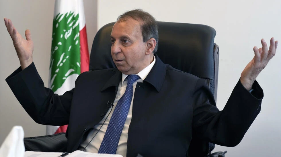 ومير المهجرين اللبناني عصام شرف الدين