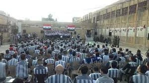 مساجين  في السجون السورية