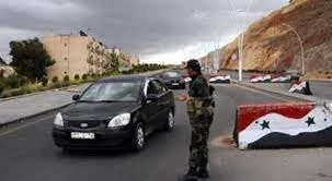 حواجز أمنية للنظام السوري على ابواب المناطق الفلسطينية
