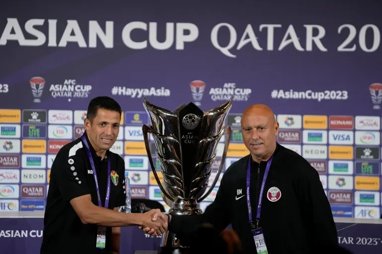 مدرب منتخب قطر و الأردن