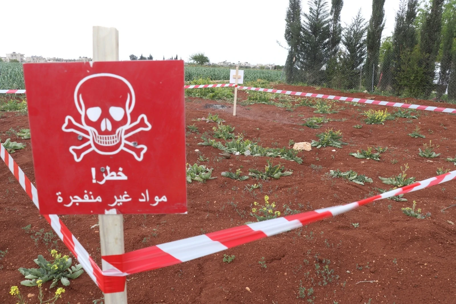 خطر الألغام ومخلفات الحرب مازال سيفًا مسلطا على السوريين