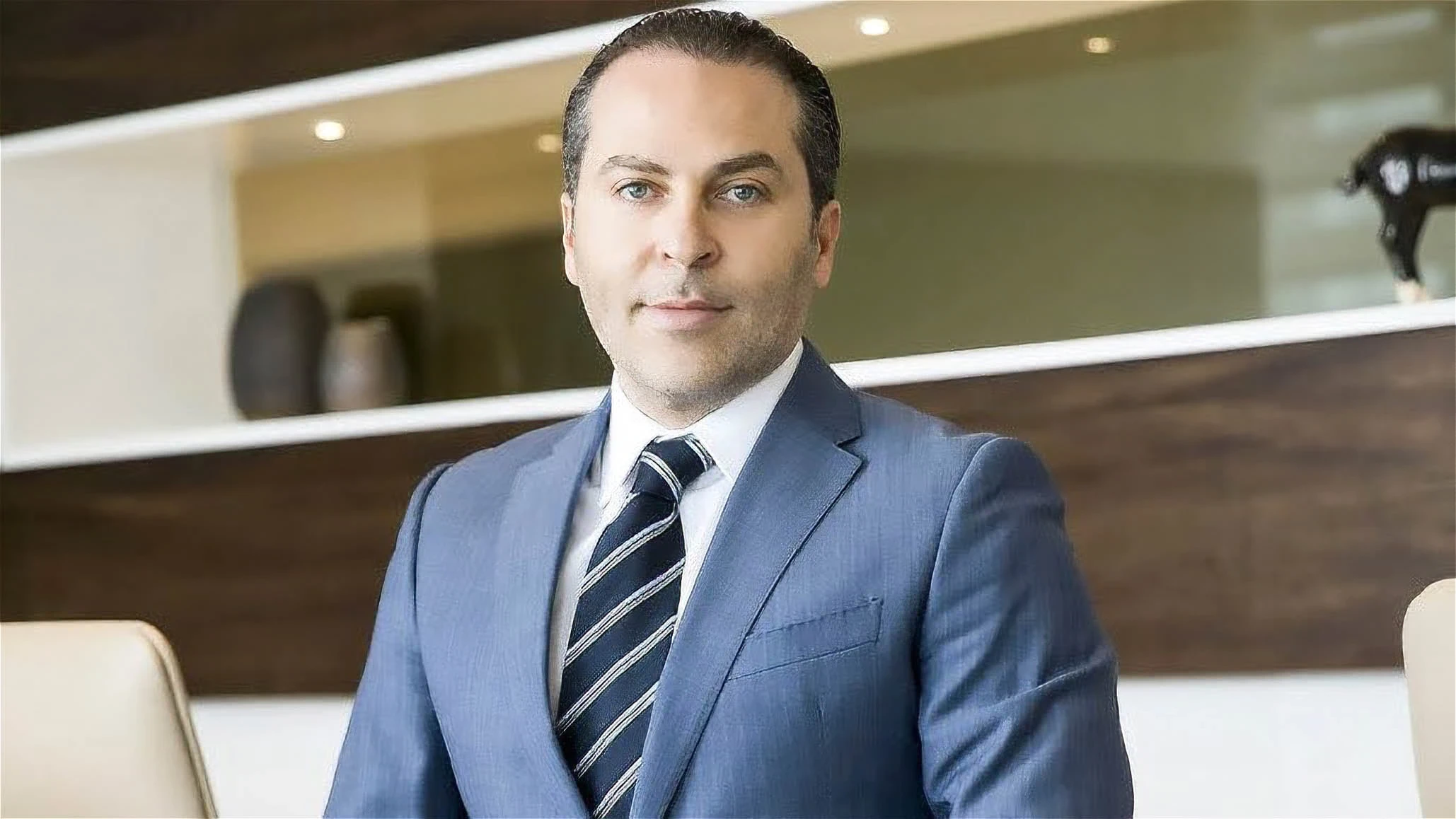 رجل الأعمال المقرب من النظام المخلوع سامر فوز