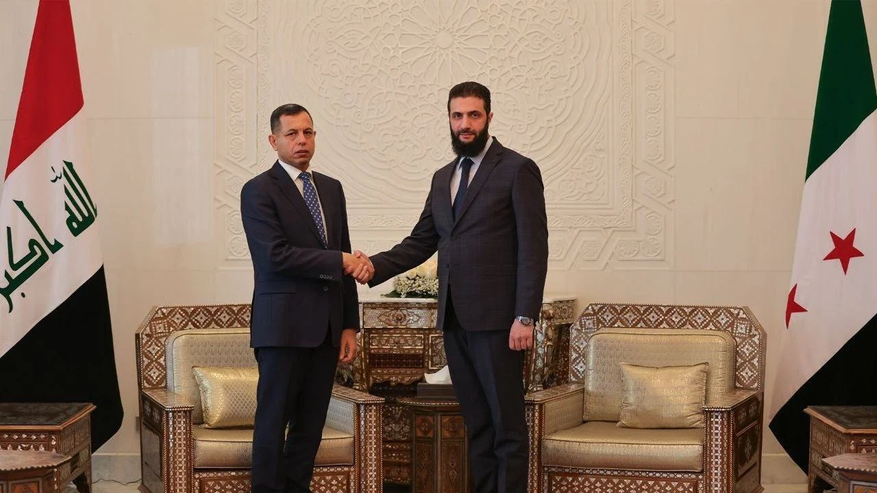 الرئيس السوري احمد الشرع يستقبل رئيس المخابرات العراقي حميد الشطري