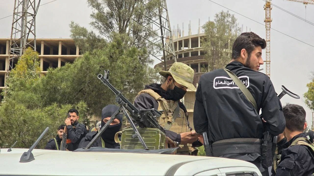 عناصر من الأمن العام