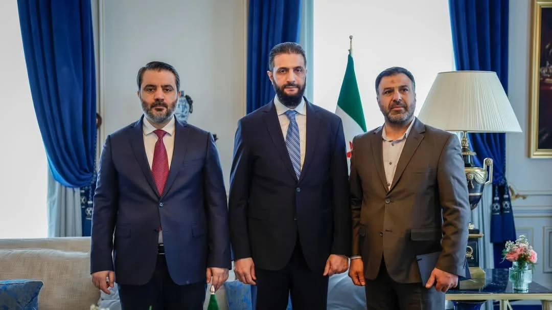 الشرع والشيباني يلتقيان "قيصر" في باريس: لحظة وفاء لرجل فضح آلة التعذيب الأسدية