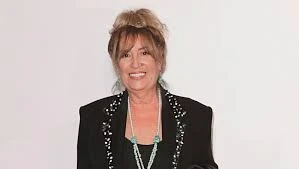 الممثلة الكبيرة السورية منى واصف