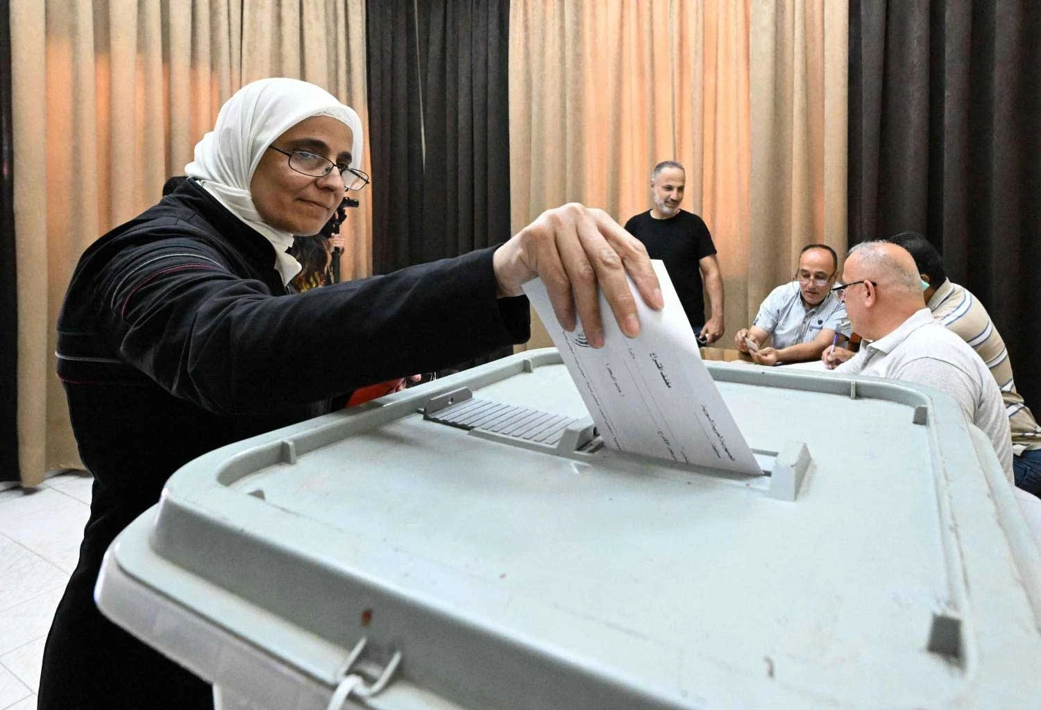 هل تحدث النساء اختراق في مجلس الشعب؟