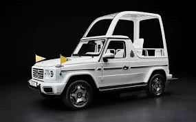 سيارة البابا فرانسيس