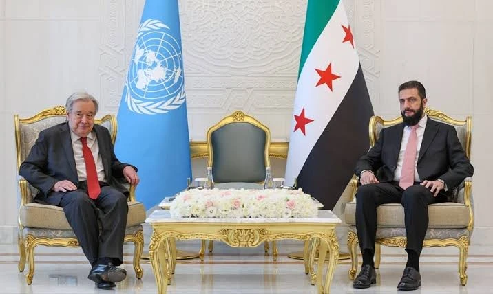الرئيس السوري أحمد الشرع والأمين العام للأمم المتحدة انطونيو غوتيريش